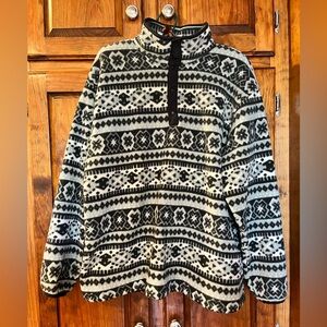 LL Bean Vintage Four Button Pullover Fleece Black Gray & White Patteen